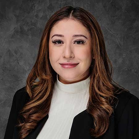 Marcela Carreon Headshot