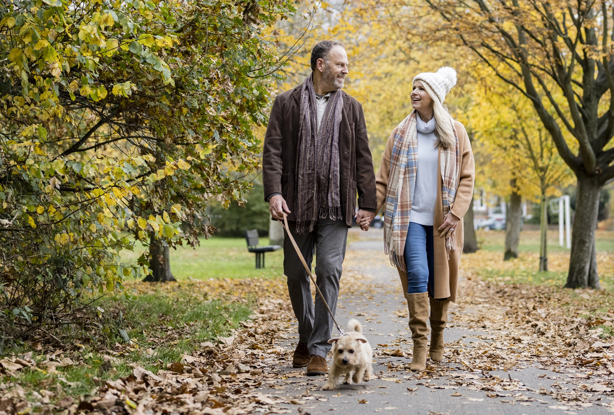 Empty nesters discussing financial planning