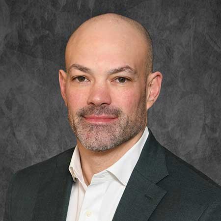 professional headshot of Kyle Nadler of Mercer Advisors