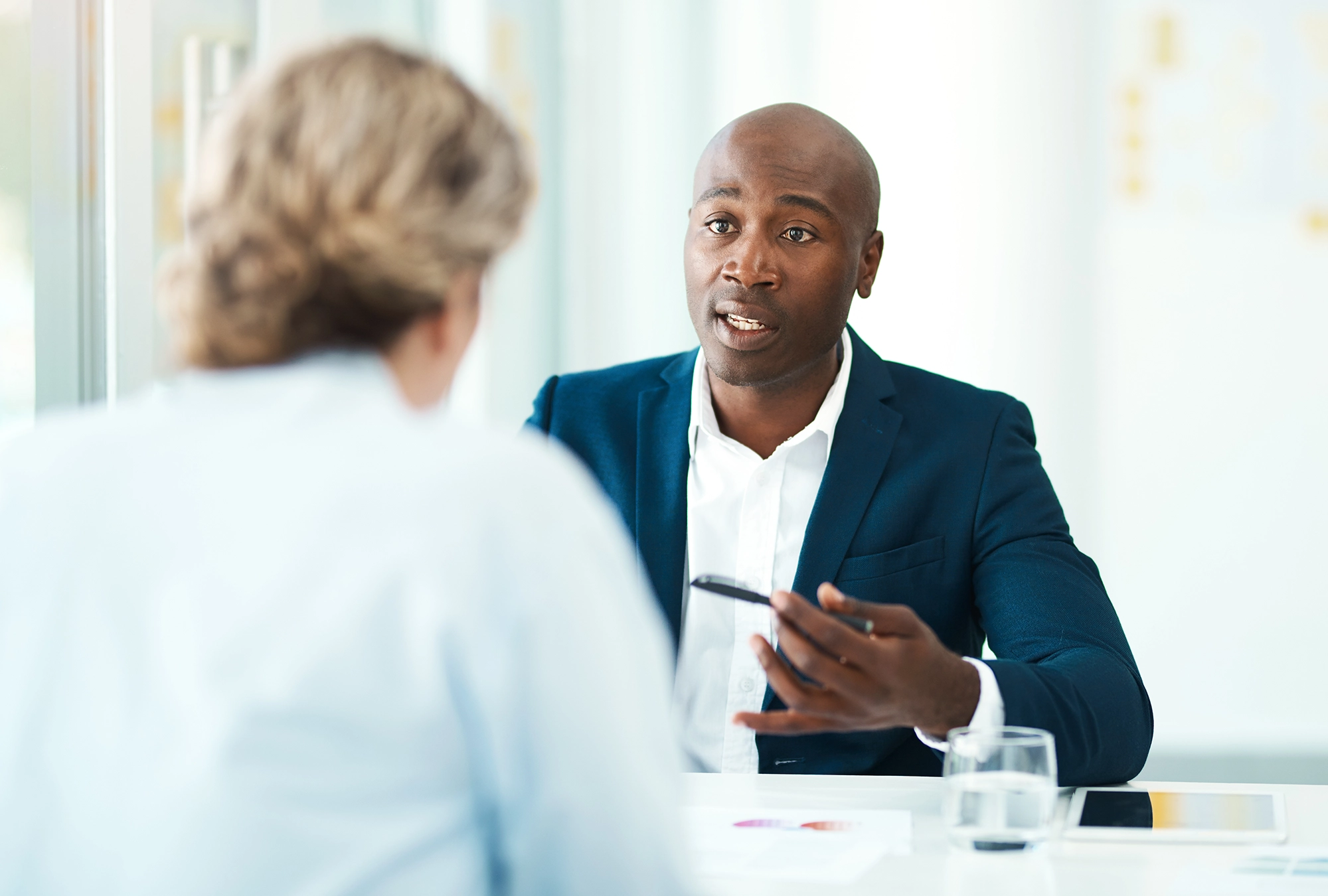 woman talking to an estate planning expert